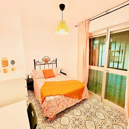 House In The Heart Of * Dos Hermanas
